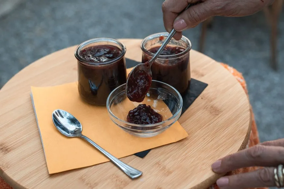 Small-Batch Jam Without Canning: A Cold-Storage Guide